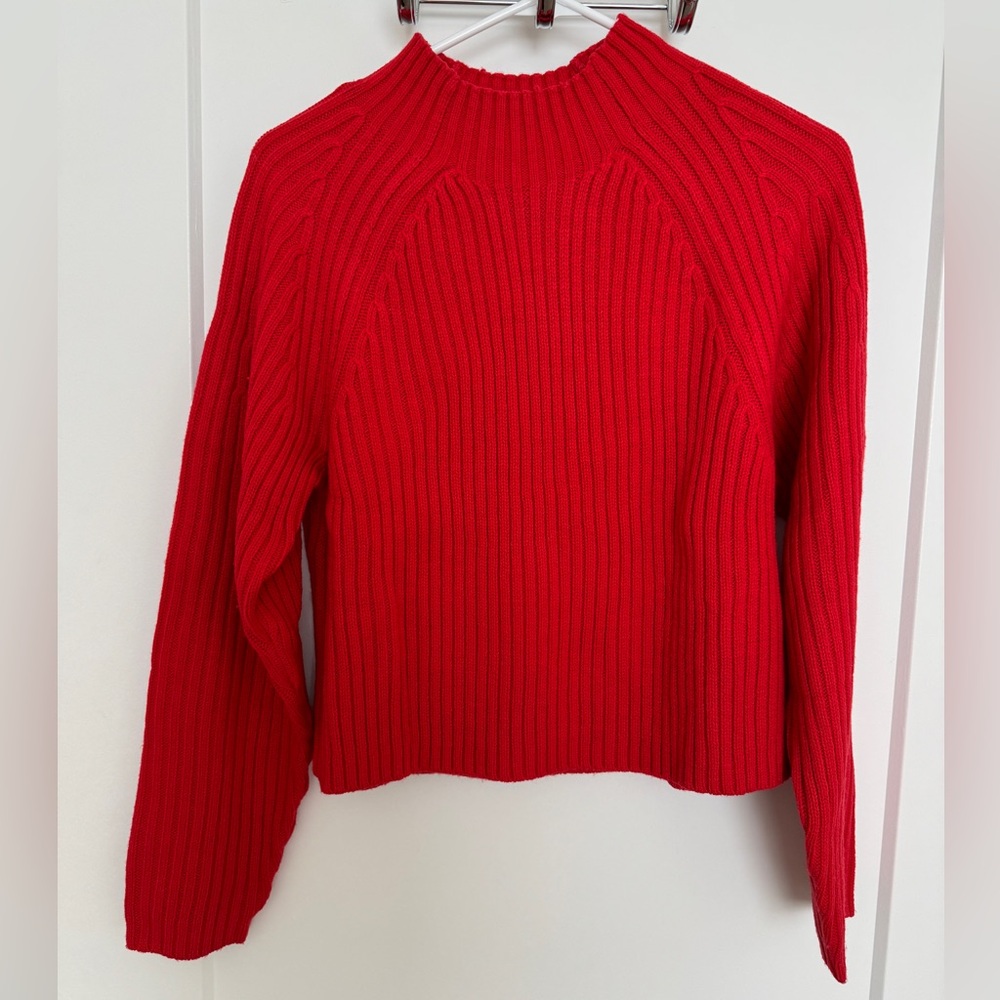 Red Cropped Cable Knit Sweater, Long Sleeve